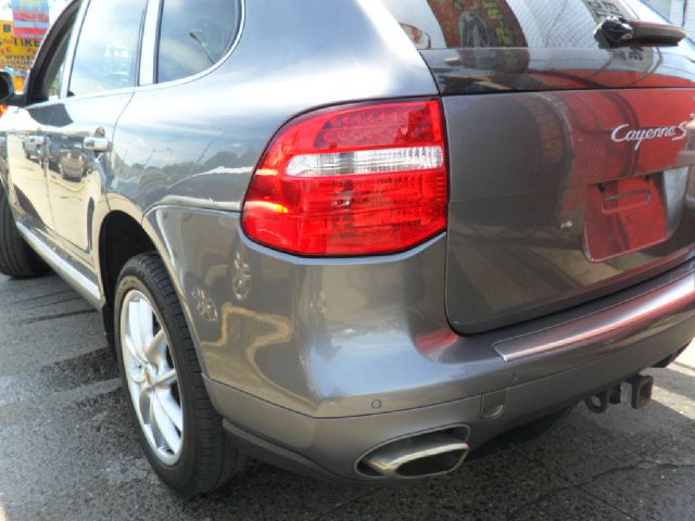 Porsche Cayenne 2008 photo 30