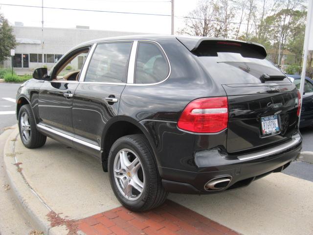 Porsche Cayenne 2008 photo 1