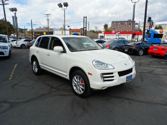 Porsche Cayenne 2009 photo 2