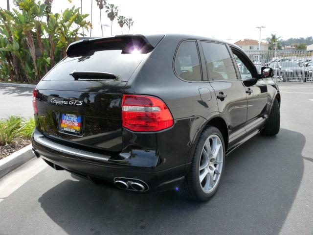 Porsche Cayenne 2010 photo 5