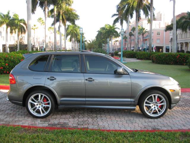 Porsche Cayenne Sport VA Sport Utility