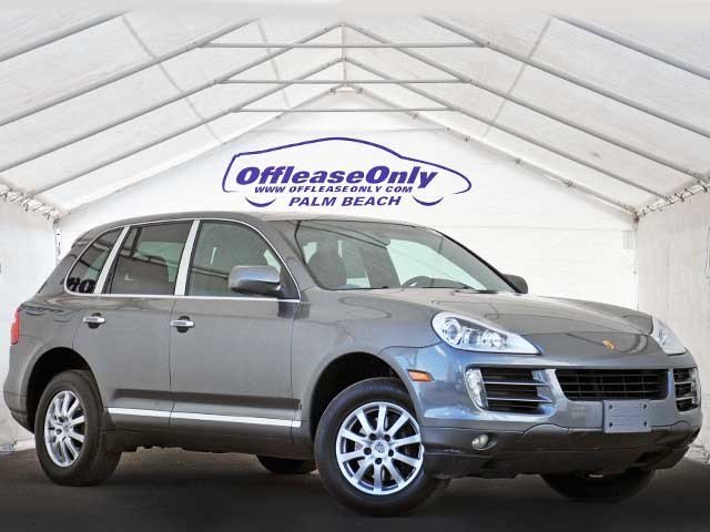 Porsche Cayenne 2010 photo 1