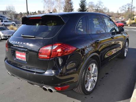 Porsche Cayenne 2011 photo 4