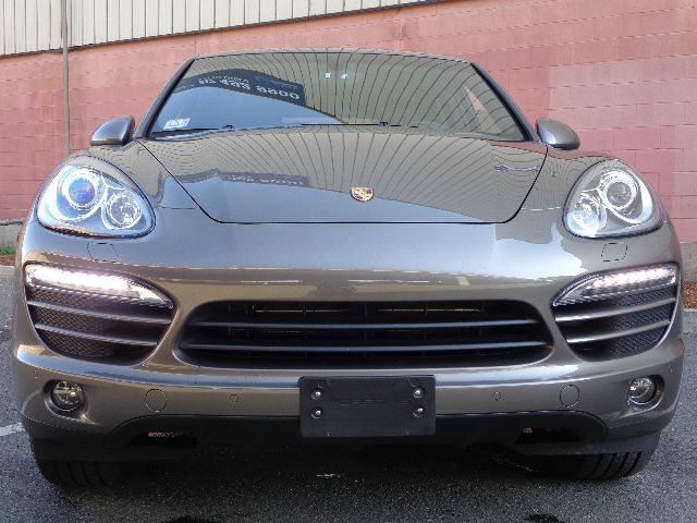 Porsche Cayenne 2011 photo 3