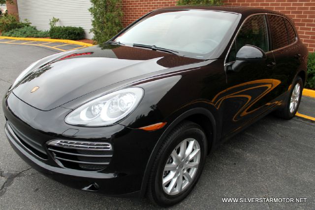 Porsche Cayenne 2012 photo 4