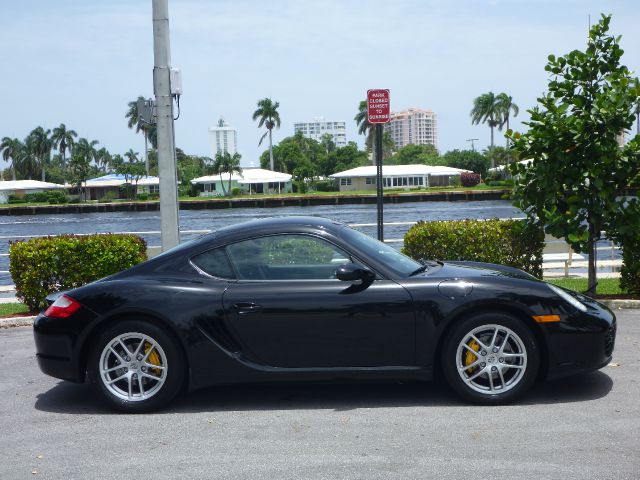 Porsche Cayman 2007 photo 11