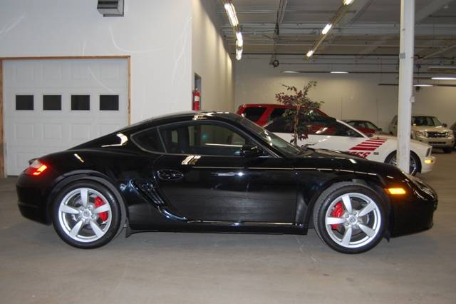 Porsche Cayman 2008 photo 1