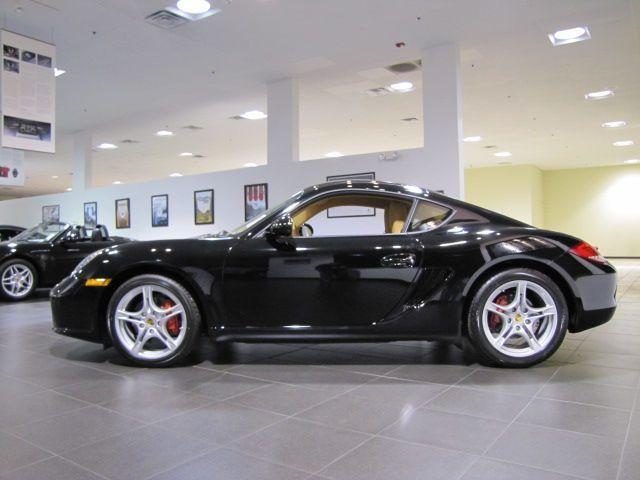 Porsche Cayman 2010 photo 1