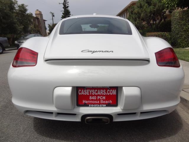 Porsche Cayman 2011 photo 1