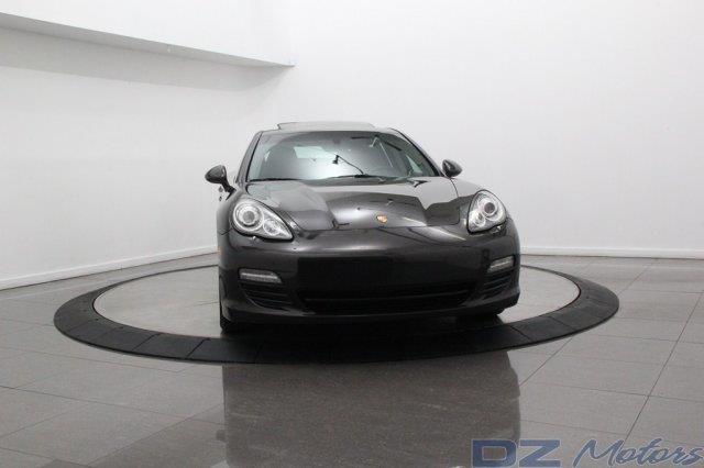 Porsche Panamera 2010 photo 110