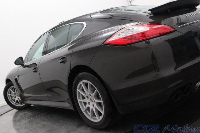 Porsche Panamera 2010 photo 120