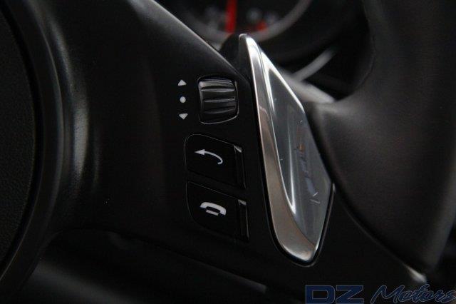 Porsche Panamera 2010 photo 40