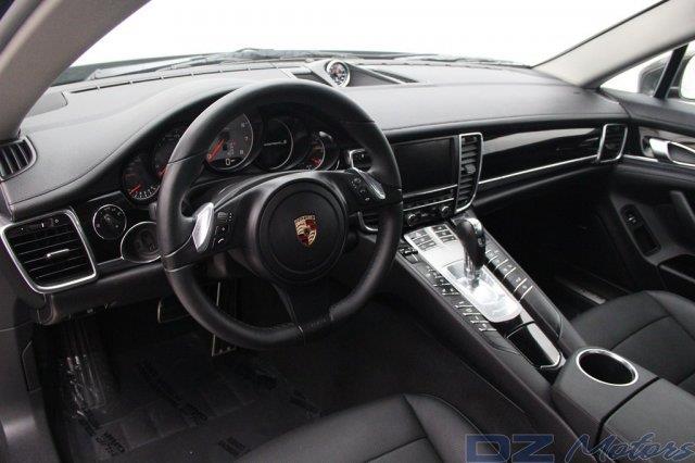 Porsche Panamera 2010 photo 55