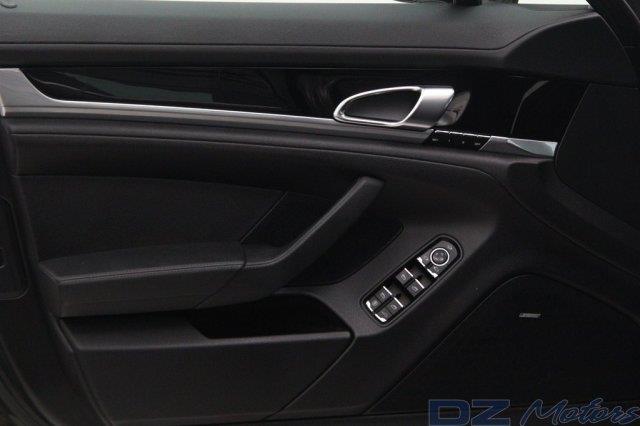 Porsche Panamera 2010 photo 60