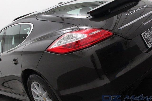 Porsche Panamera 2010 photo 67