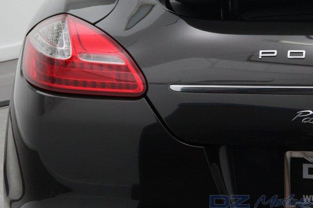 Porsche Panamera 2010 photo 70