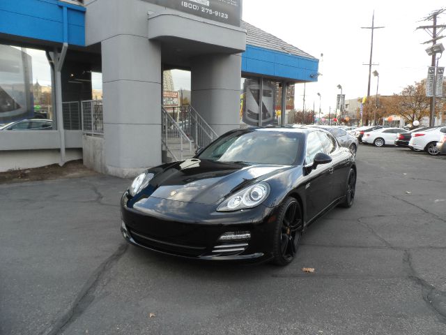 Porsche Panamera 2011 photo 3