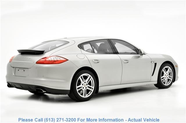 Porsche Panamera 2012 photo 3