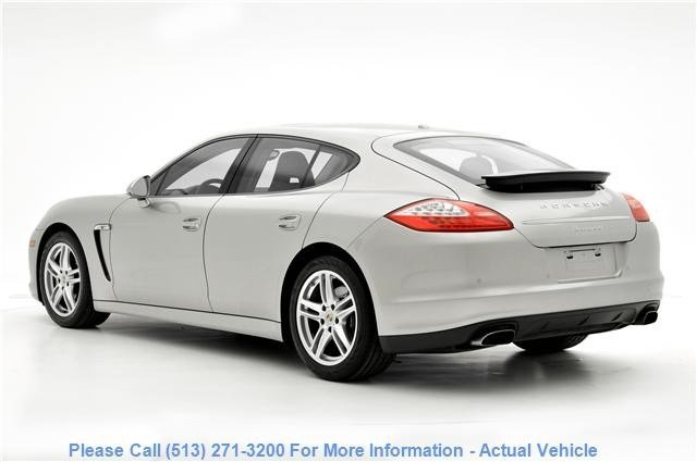 Porsche Panamera 2012 photo 4