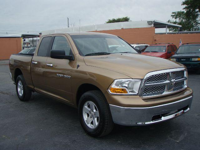 RAM Ram Pickup 2012 photo 1