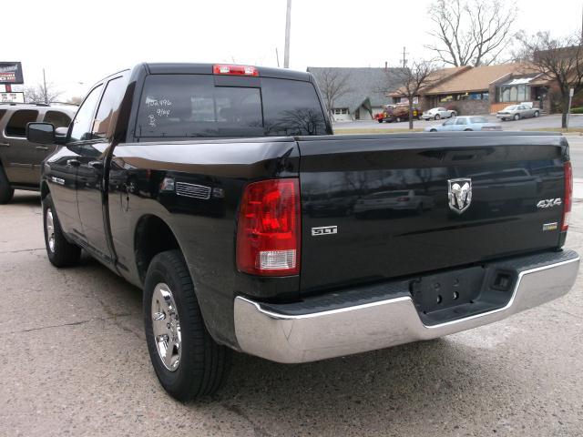 RAM Ram Pickup 2012 photo 1