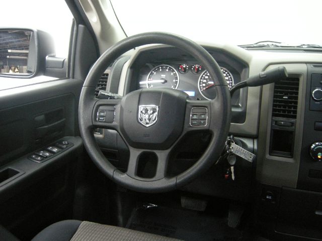 RAM Ram Pickup 2012 photo 22