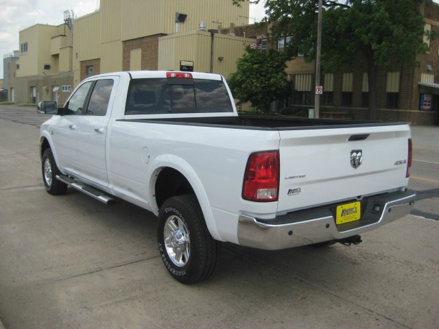 RAM Ram Pickup 2012 photo 3