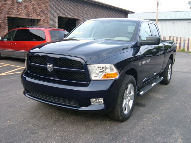 RAM Ram Pickup 2012 photo 2