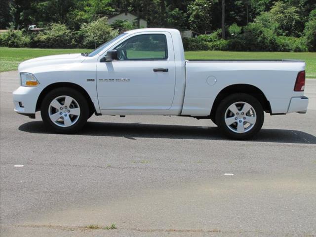 RAM Ram Pickup 2012 photo 26