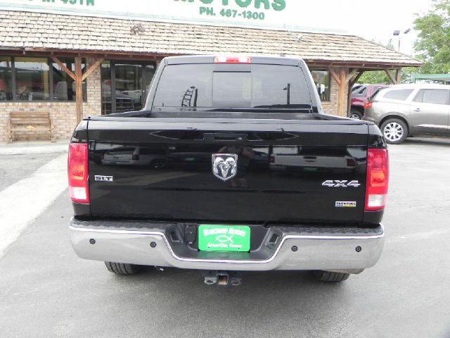 RAM Ram Pickup 2012 photo 16