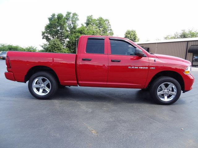 RAM Ram Pickup 2012 photo 4