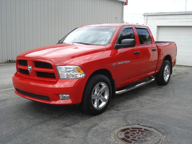 RAM Ram Pickup 2012 photo 1