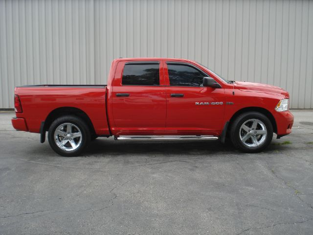 RAM Ram Pickup 2012 photo 3