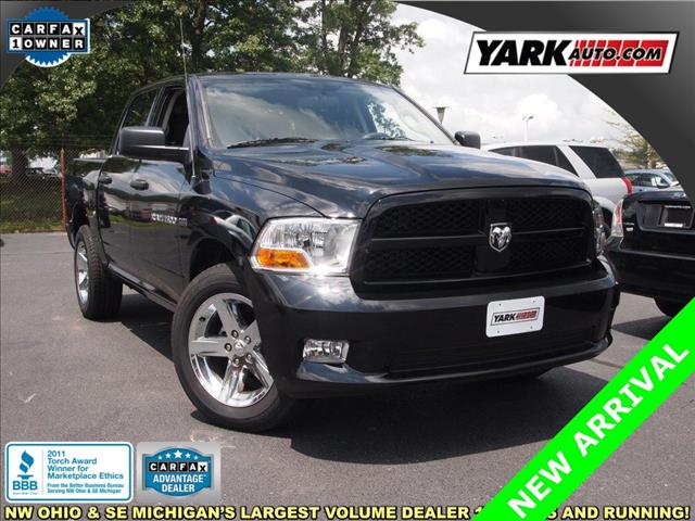 RAM Ram Pickup 2012 photo 1