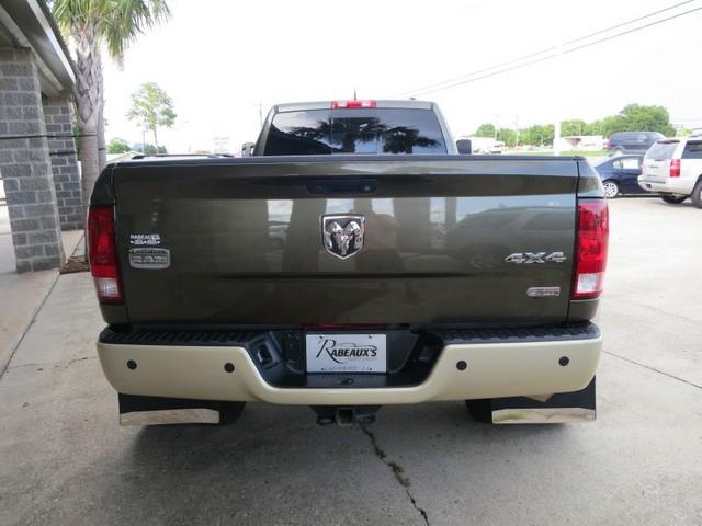 RAM Ram Pickup 2012 photo 2