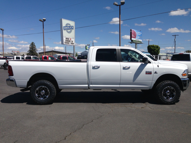 RAM Ram Pickup 2012 photo 3