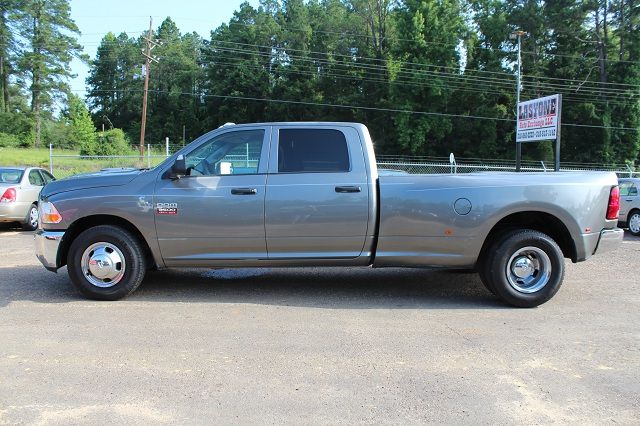 RAM Ram Pickup 2012 photo 2