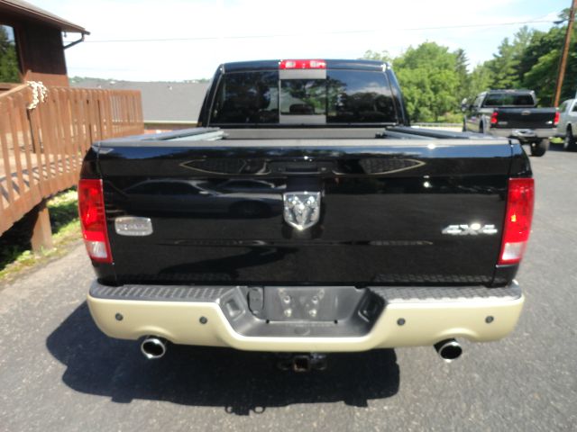 RAM Ram Pickup 2012 photo 1