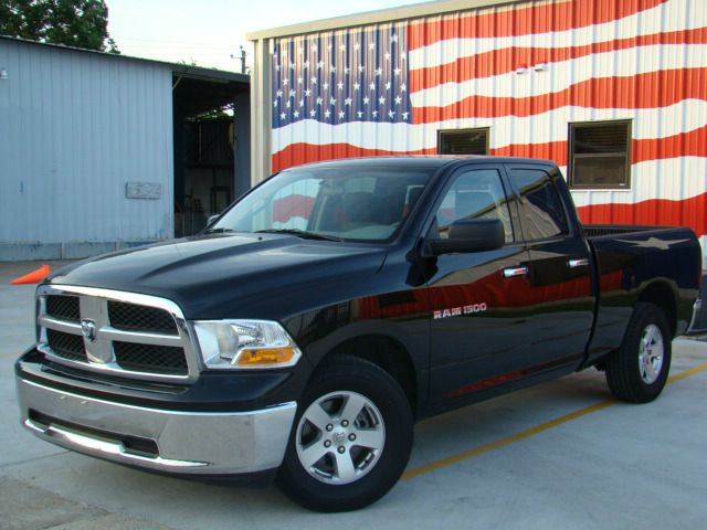 RAM Ram Pickup 2012 photo 3