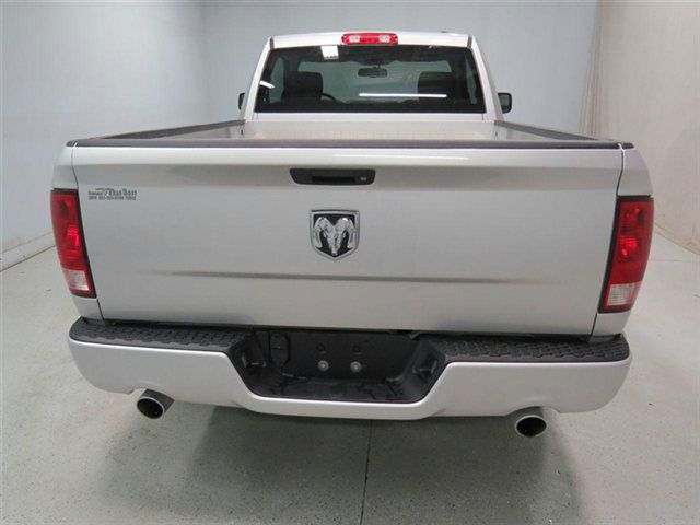 RAM Ram Pickup 2012 photo 21