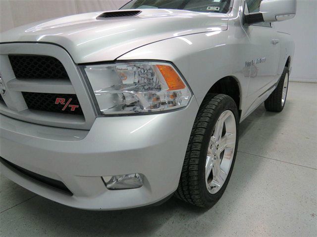 RAM Ram Pickup 2012 photo 3