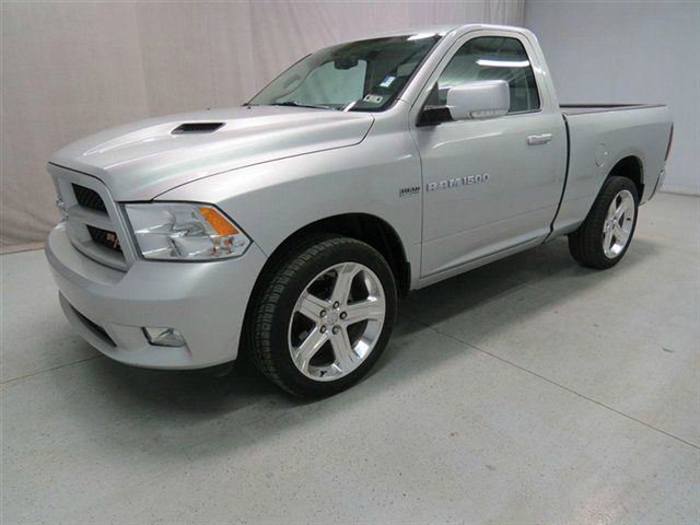 RAM Ram Pickup 2012 photo 4