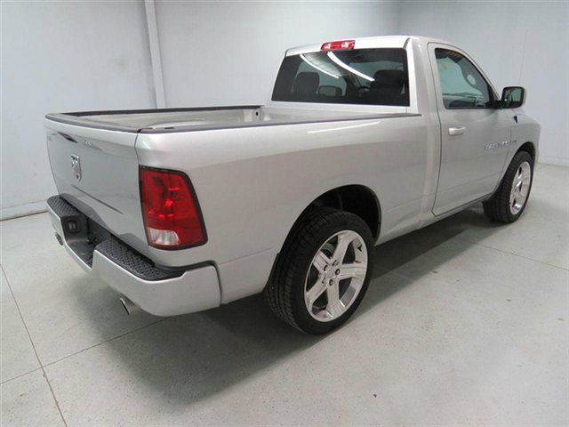 RAM Ram Pickup 2012 photo 6