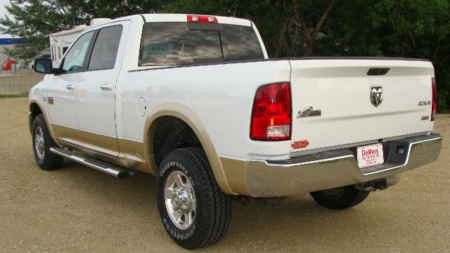 RAM Ram Pickup 2012 photo 3