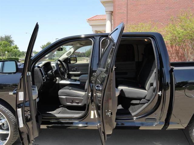 RAM Ram Pickup 2012 photo 27