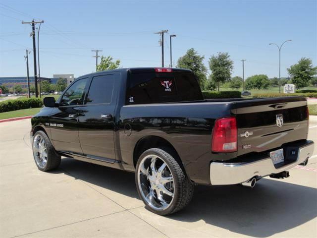 RAM Ram Pickup 2012 photo 8