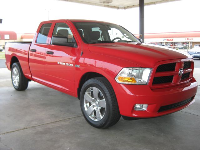 RAM Ram Pickup 2012 photo 1