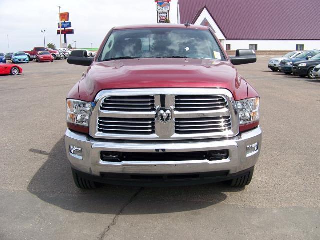 RAM Ram Pickup 2013 photo 2