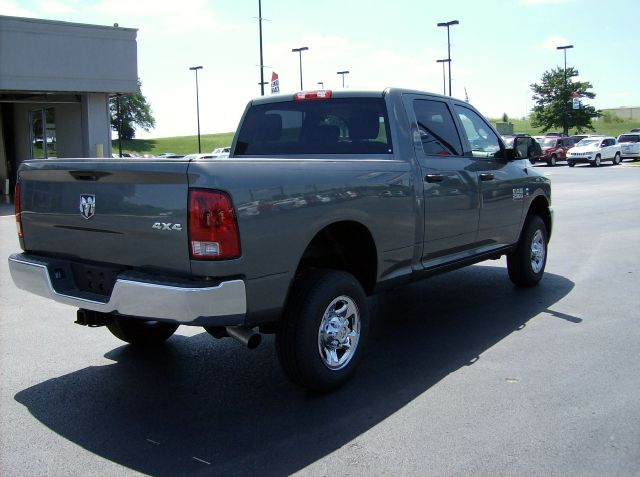 RAM Ram Pickup 2013 photo 2