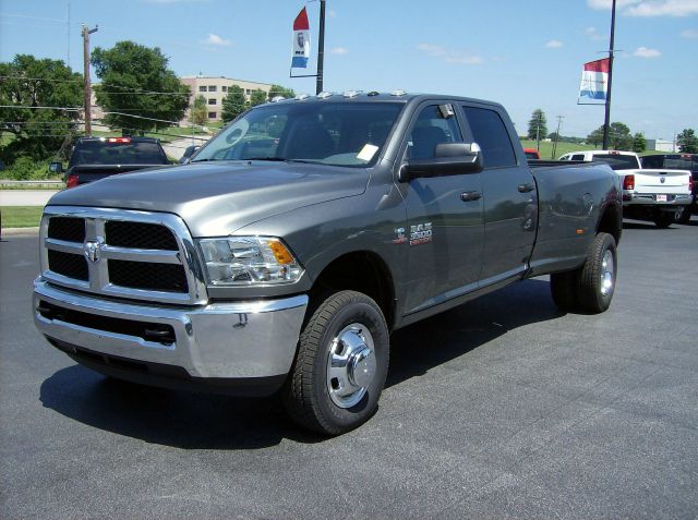 RAM Ram Pickup 2013 photo 3